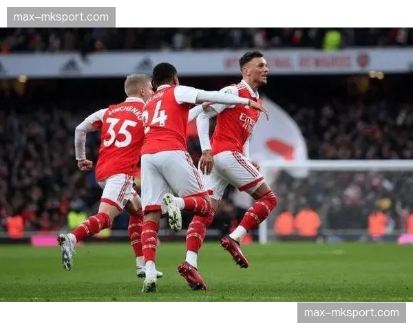 阿森纳如何用高位逼抢限制曼城中场组织