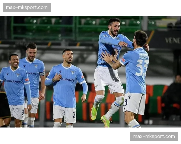 萨索洛主场2-1爆冷击败科莫，搅动联赛欧战席位争夺格局